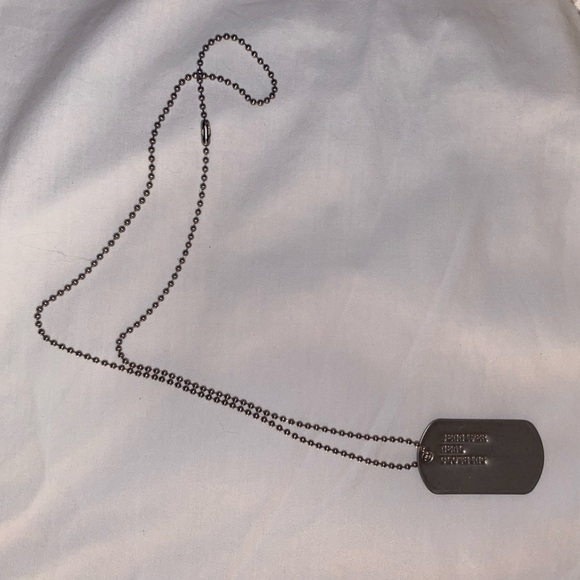 J NEAL JENNIFER NEAL CLOTHING COMPANY Dog Tag Rare - Picture 2 of 5